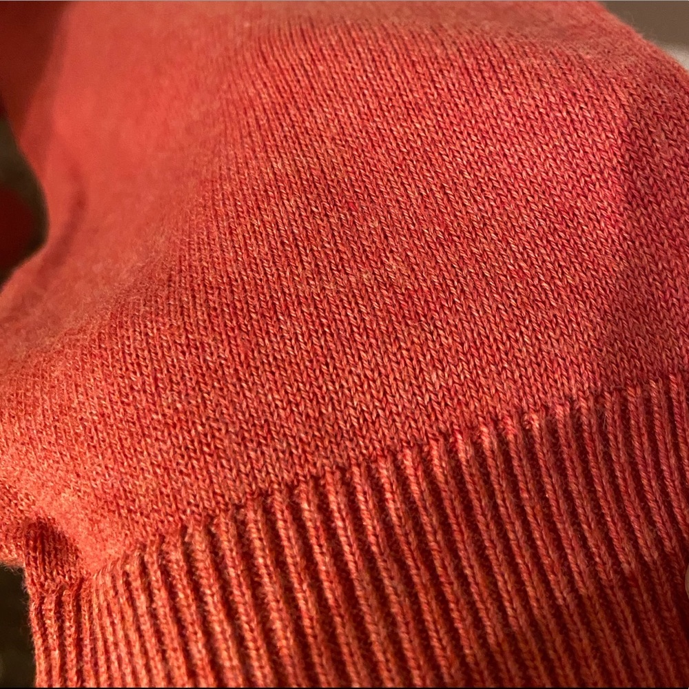 Red/orange sweater